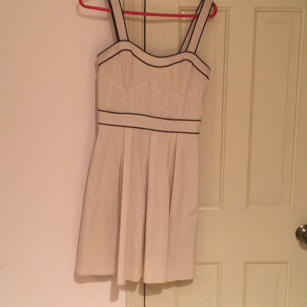 Bebe dress
